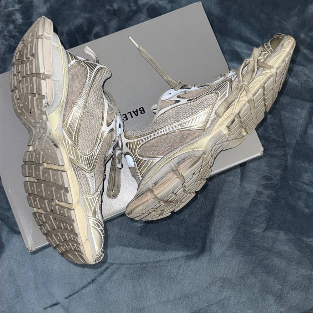 Balenciaga 3XL Eggshell Sz 13 - Picture 13 of 14